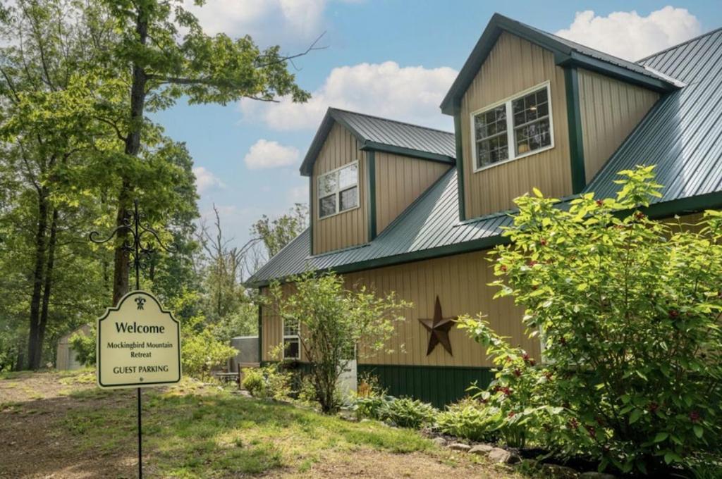 Mockingbird Mountain Spa And Retreat Лурей Екстериор снимка