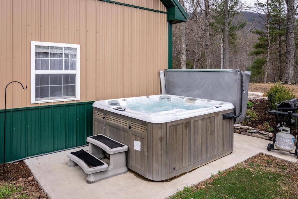 Mockingbird Mountain Spa And Retreat Лурей Екстериор снимка